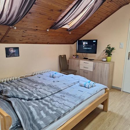 Apartmani Sara Novi Sad Exteriör bild