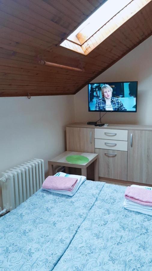 Apartmani Sara Novi Sad Exteriör bild