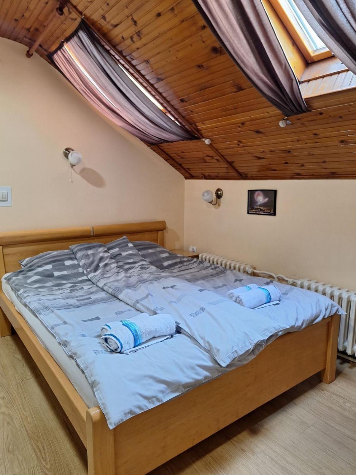 Apartmani Sara Novi Sad Exteriör bild